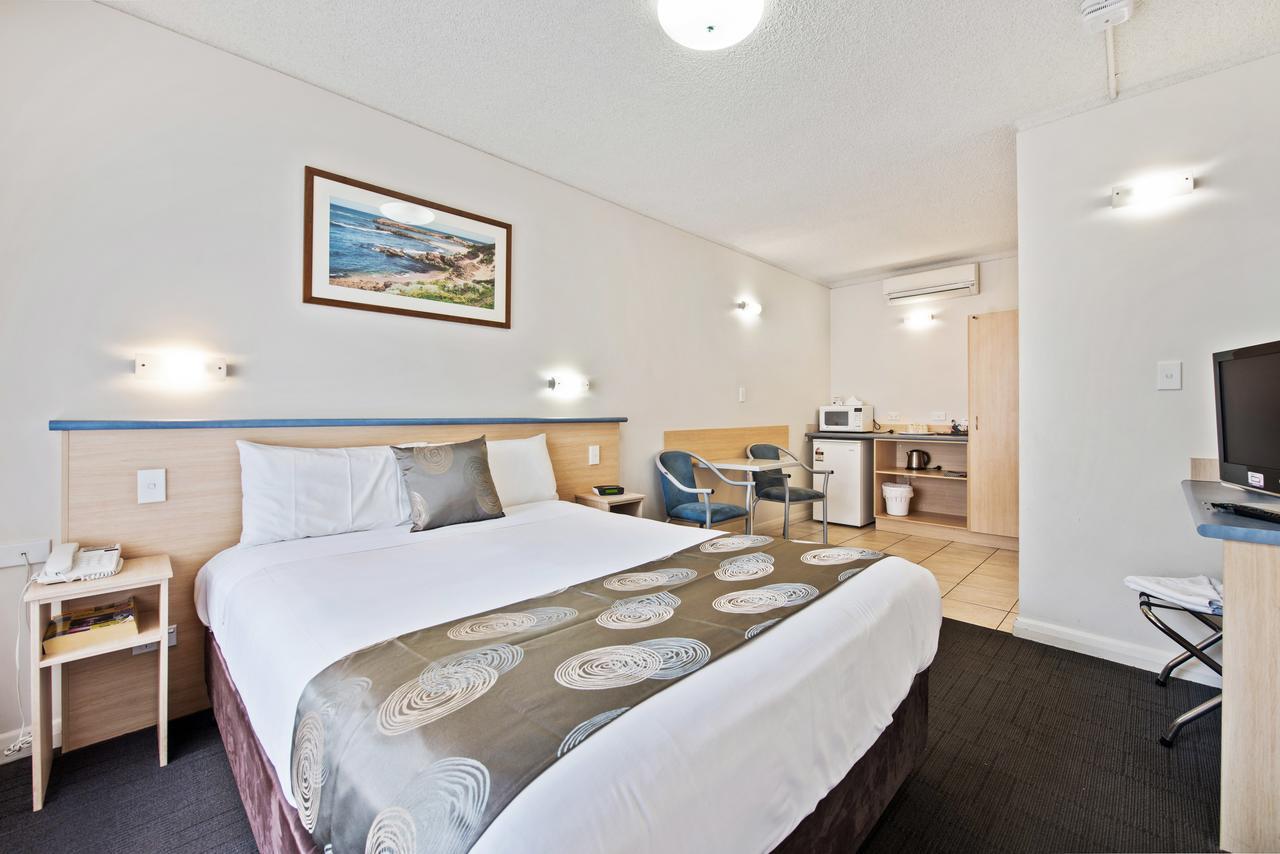 Executive Queen Room